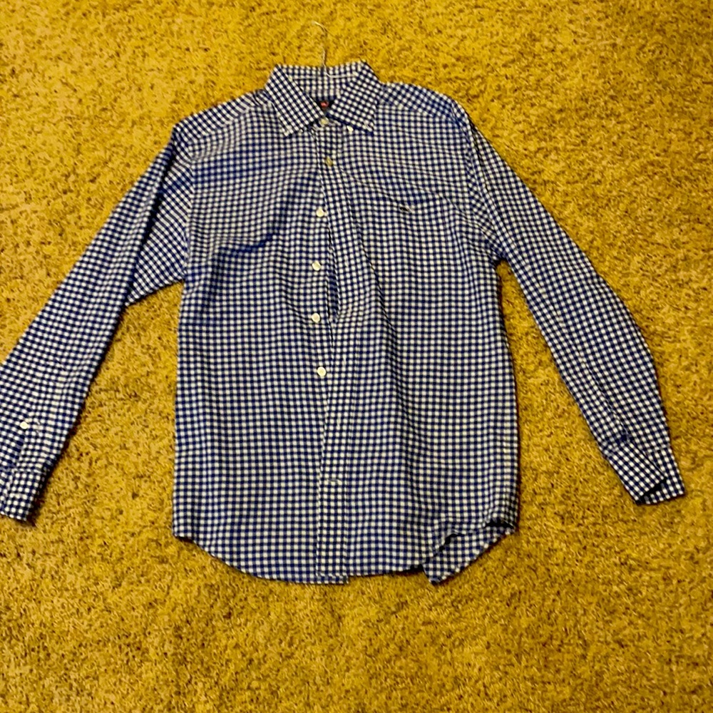 Nice plaid shirt/size small/ great condition/ vineyard vines